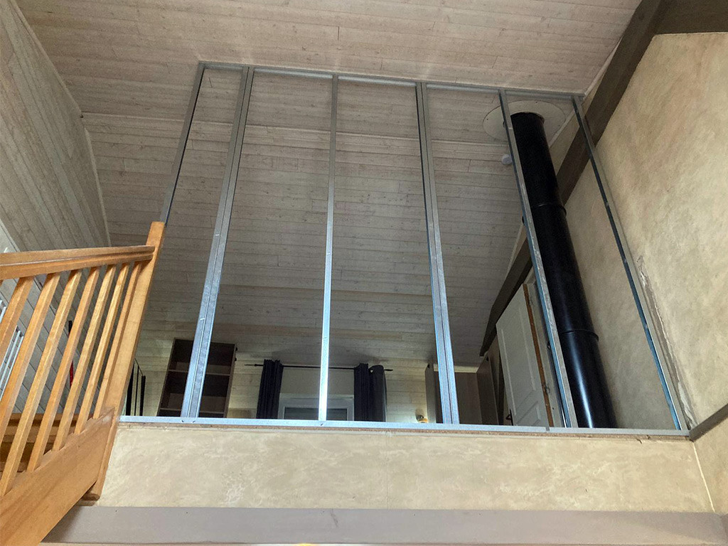 Transformation d’une mezzanine en chambre confortable