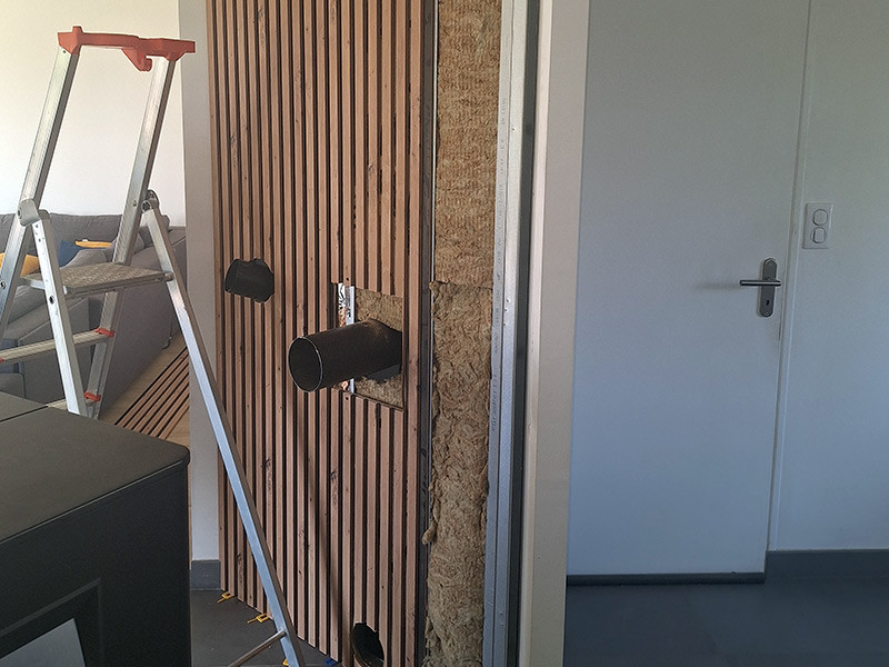 Installation d’un poêle mixte bois et granulés